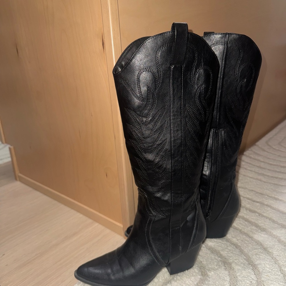 Black Western Faux Leather Boots